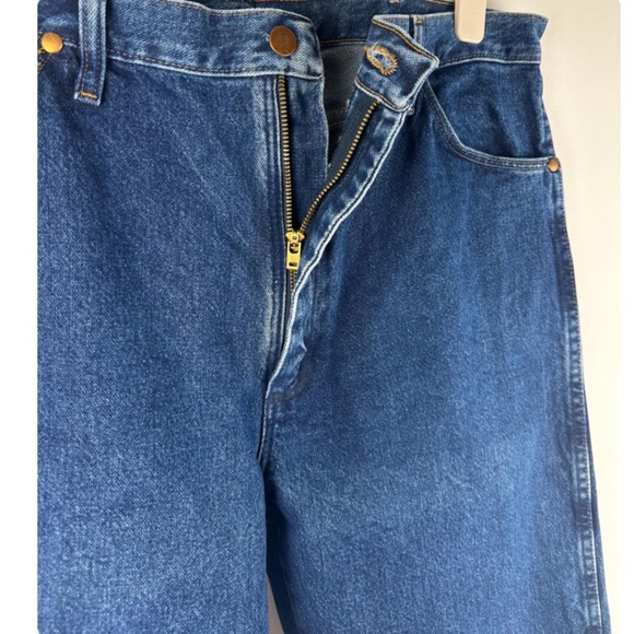 Vintage Wrangler Cowboy Cut Straight Leg Blue Jeans • Medium Wash • 36 x 34 Mens - Picture 7 of 7